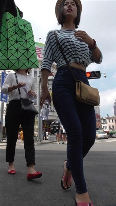 宽臀肥牛，紧到不要不要 [MP4/913MB]