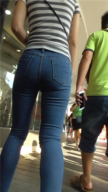 长腿紧牛MM[MP4/563MB]