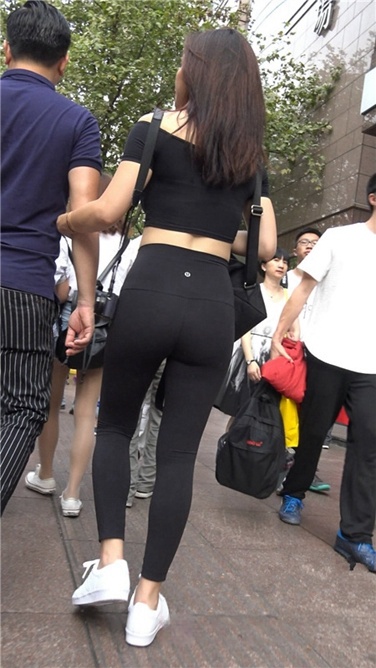 极品紧身瑜伽裤翘臀美女第一季[MP4/2GB]