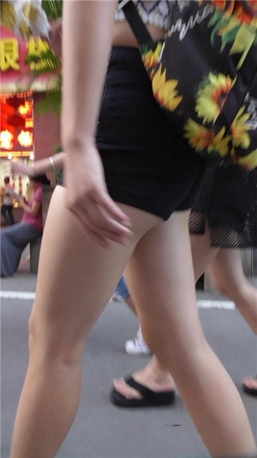 黑热裤超紧致无死角 [MP4/572MB]