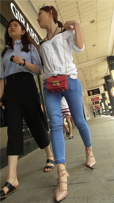 时尚靓丽紧牛 [MP4/1.3GB]