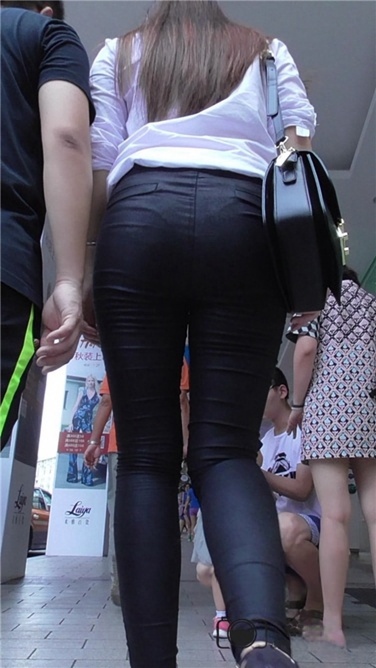 风韵MM紧身黑裤MP4/741MB]