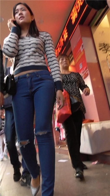 极品紧牛肥屯 [MP4/934MB]