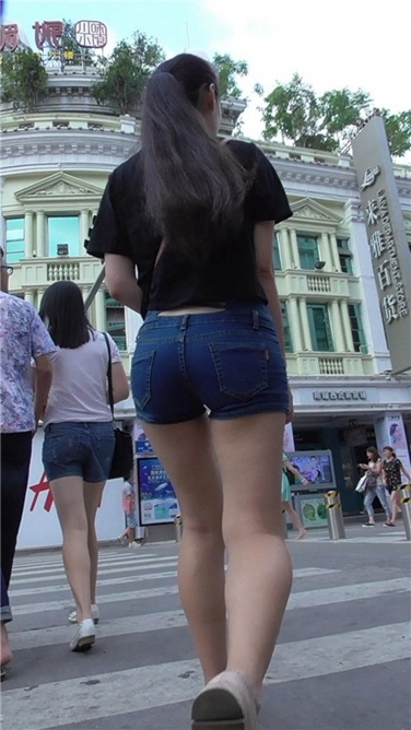 姑娘要出嫁，挑金选银[MP4/654MB]