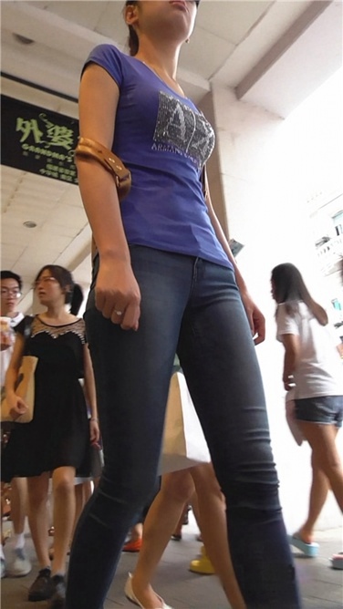 那女孩真帅[MP4/1.5GB]