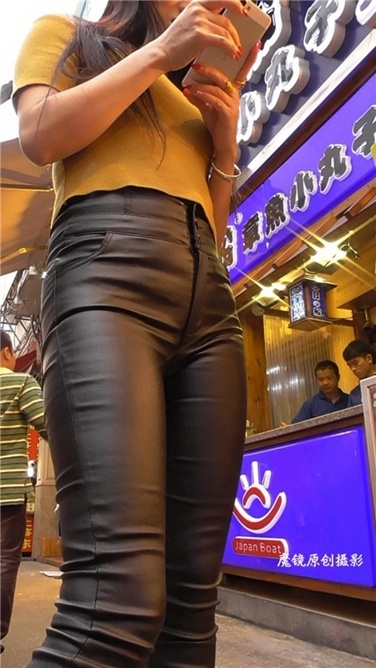紧致皮裤近距写真 [MP4/13GB]