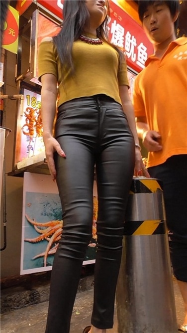 紧致皮裤近距写真 [MP4/13GB]