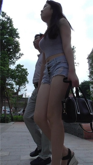 婀娜素雅MM一枚[MP4/405MB]