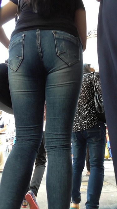 紧致蓝牛略彪悍 [MP4/513MB]