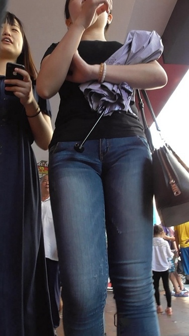 紧致蓝牛略彪悍 [MP4/513MB]