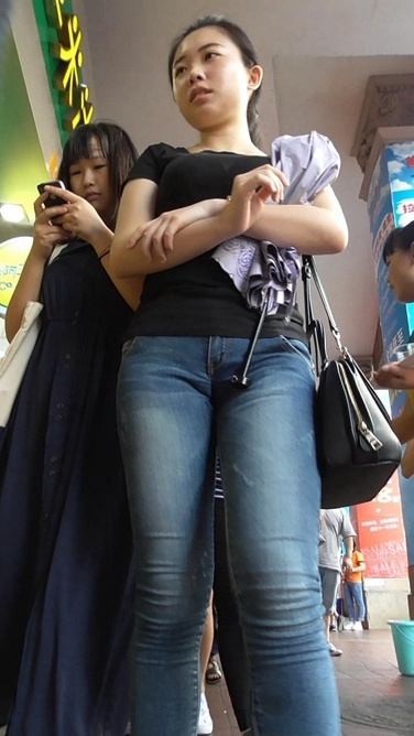 紧致蓝牛略彪悍 [MP4/513MB]