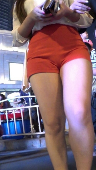 丰满甜美，若得此女美不堪言