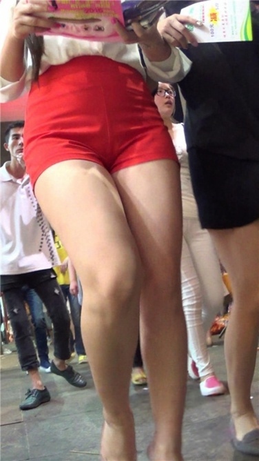 丰满甜美，若得此女美不堪言