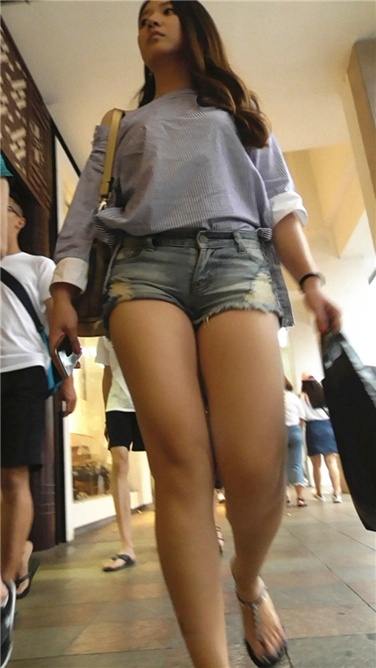 白领丽人丰腴诱惑[MP4/539MB]