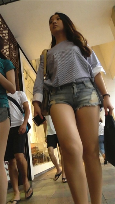 白领丽人丰腴诱惑[MP4/539MB]