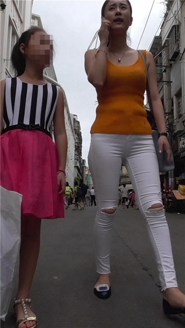 极品白裤MM，沉醉不知归路[MP4/1.5GB]