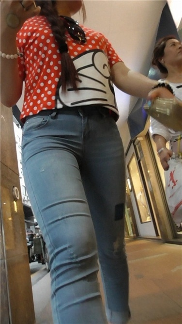 丰腴紧致大妞 [MP4/621MB]