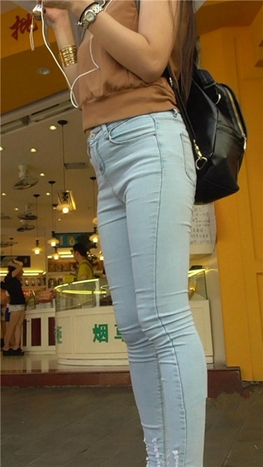 约见情郎的灰牛MM[453MB/MP4]