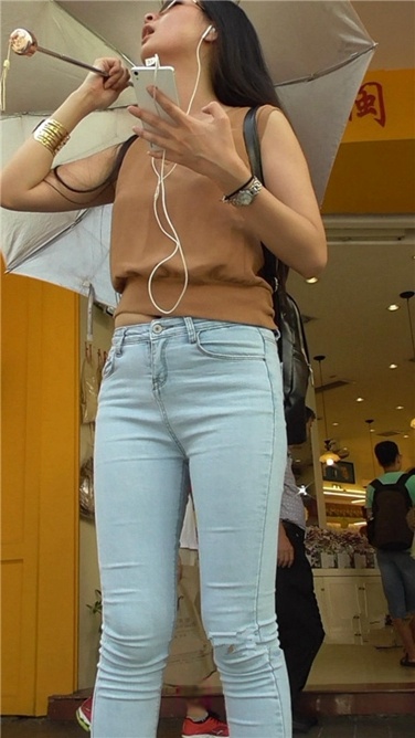 约见情郎的灰牛MM[453MB/MP4]