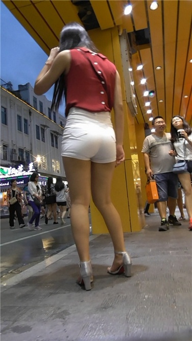 肥臀shaofu白热裤[MP4/916MB]