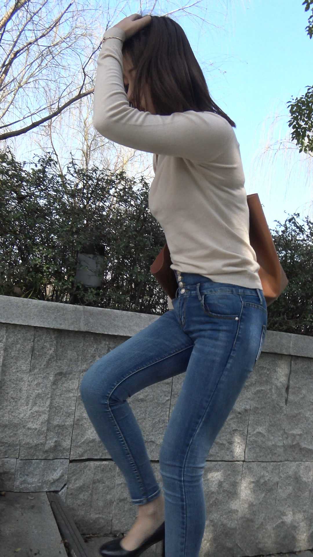 糖糖高跟搭配牛仔裤性感三角翘臀第三季