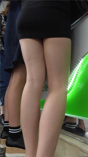 此腿玩年否？ [MP4/732MB]