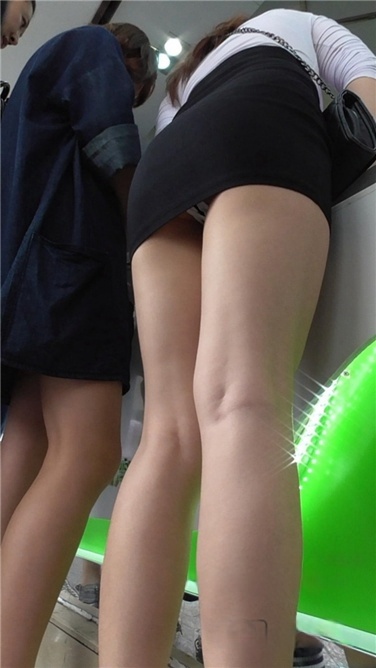 此腿玩年否？ [MP4/732MB]