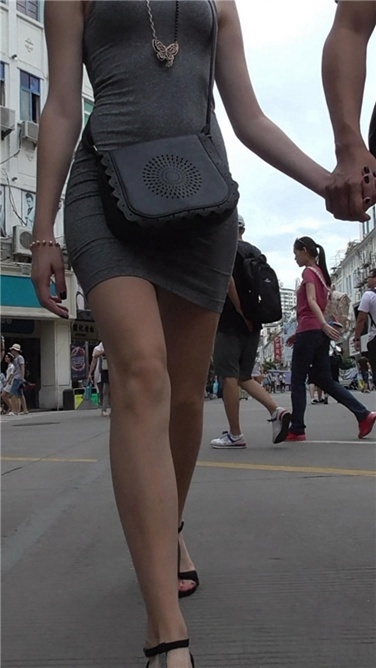 【纳兰xing急作品】女让国人惊叹[MP4/2GB]