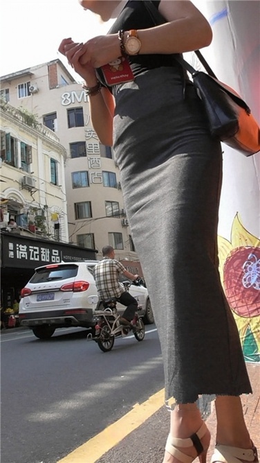 完美身形，性感优雅 [MP4/465MB]