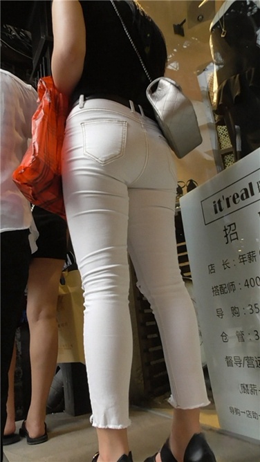 服了，如此白裤少女[MP4/1.3GB]