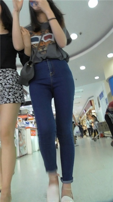 丰臀紧牛MM [MP4/1.95GB]