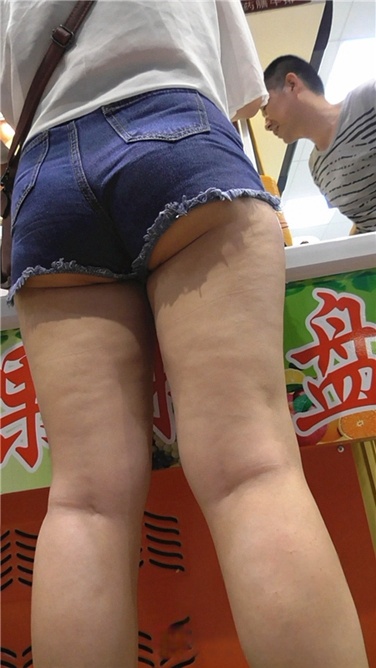 回头率爆表，樯橹灰飞烟灭 [MP4/1.2GB]