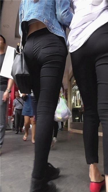 精致紧身黑裤MM [MP4/234MB]