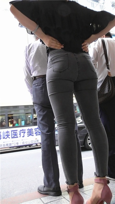 超极品国产美臀shaofu[MP4/900MB