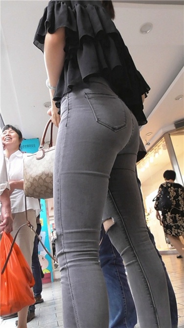 超极品国产美臀shaofu[MP4/900MB