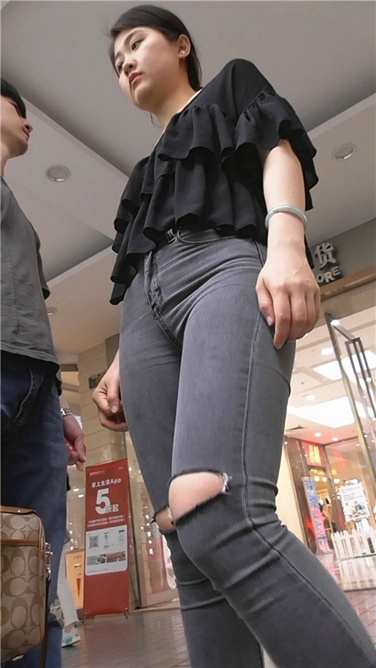 超极品国产美臀shaofu[MP4/900MB