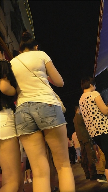 丰腴熟女两枚[600M/MP4]