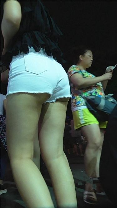 丰腴熟女两枚[600M/MP4]