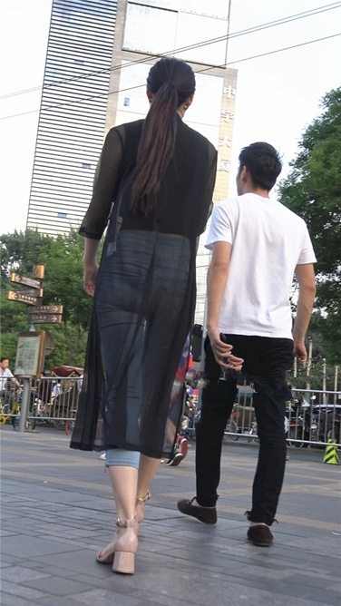 擦肩而过的美[MP4/1.3GB]