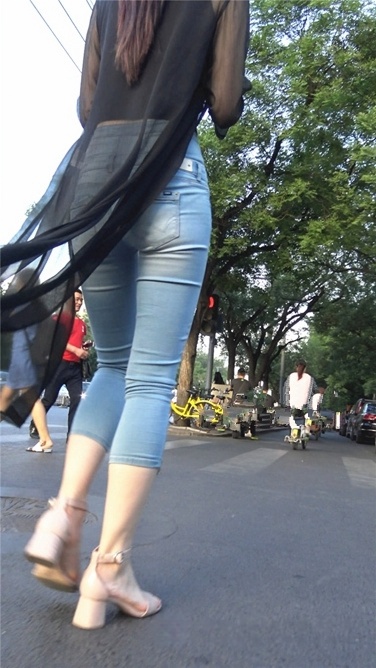 擦肩而过的美[MP4/1.3GB]