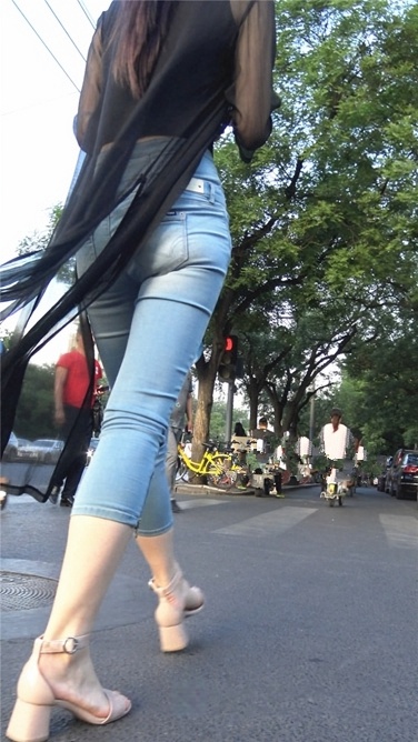 擦肩而过的美[MP4/1.3GB]