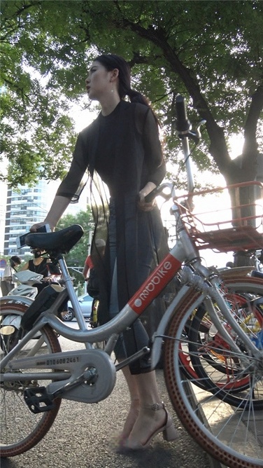 擦肩而过的美[MP4/1.3GB]