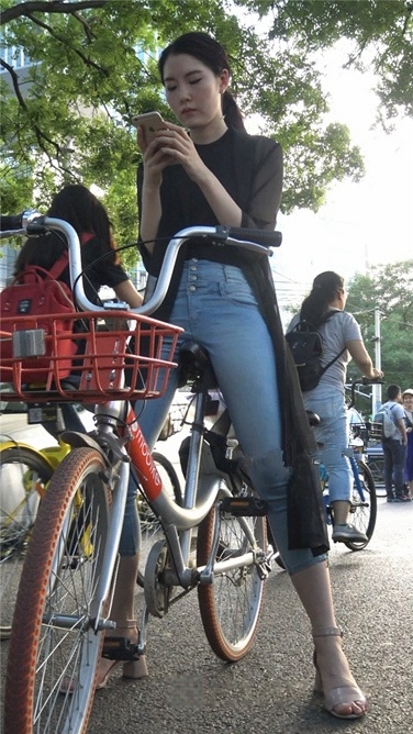 擦肩而过的美[MP4/1.3GB]