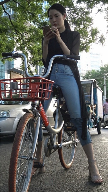 擦肩而过的美[MP4/1.3GB]