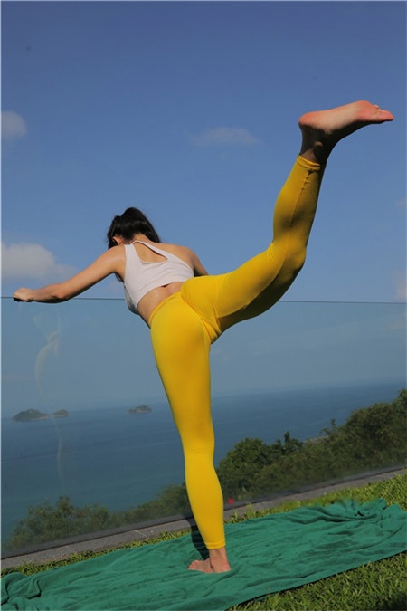 运动美女 【视频+套图】