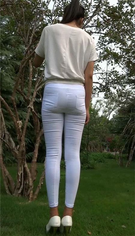 模拍白裤紧身MM[1.13G/MP4]