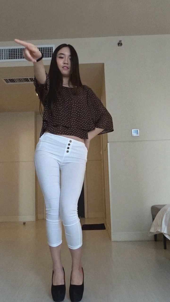 白色薄透紧身裤美女模拍[803M/MTS]