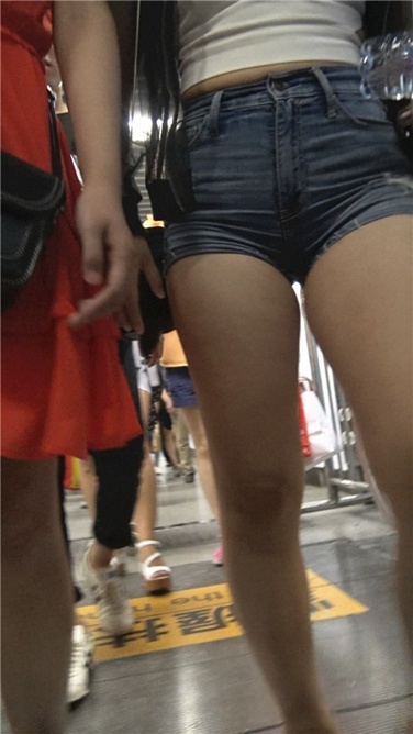 4K超清！极品热牛爆臀妹妹（终极版）[MP4/5GB]