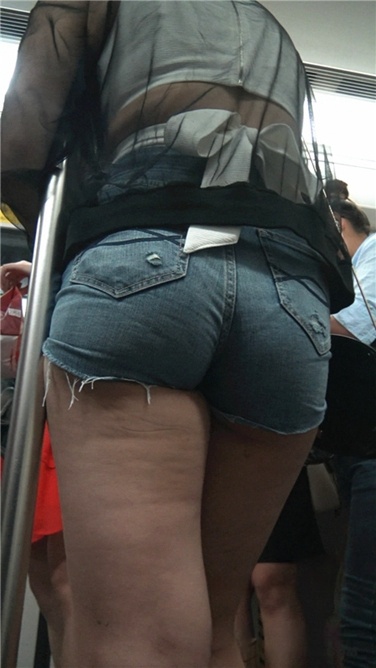 4K超清！极品热牛爆臀妹妹（终极版）[MP4/5GB]