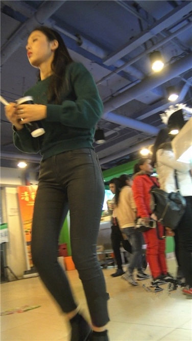 4K超清!清纯紧牛紧臀美眉第一季[MP4/1.5GB]